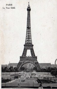 I picked up this Eiffel Tower postcard at a postage stamp market in Paris.